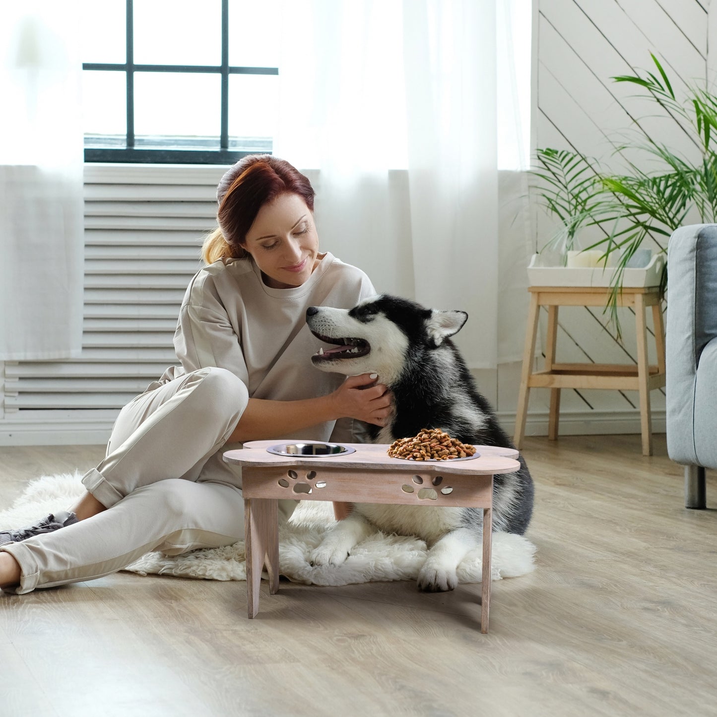 Husky Pet Feeder Whitewash